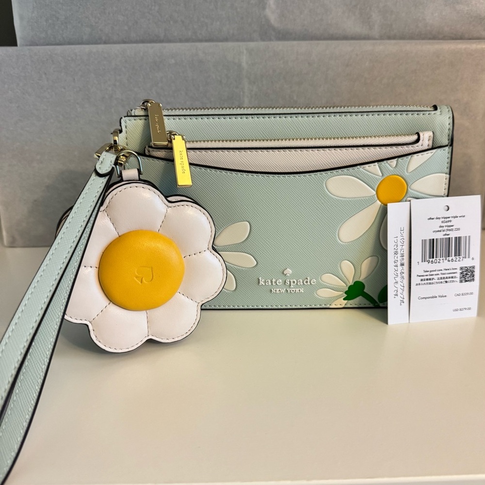 New..kate spade Day Tripper Daisy Floral Triple Wristlet 3-Piece Set